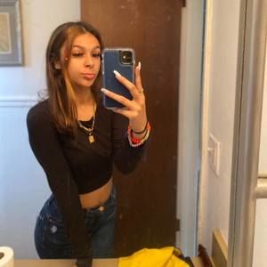 Meet your Posher, Cristell